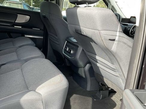 Used 2025 Ford Expedition Max Active AWD/4WD image 53