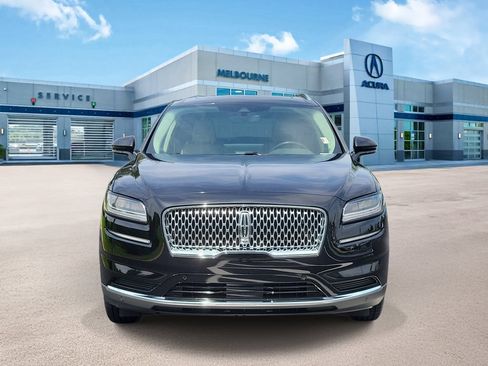 Used 2022 Lincoln Nautilus Reserve FWD image 2