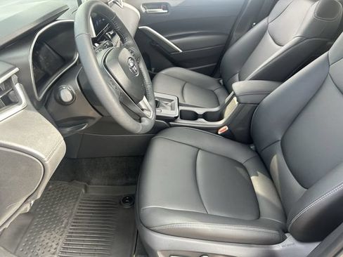 Used 2026 Toyota Corolla Cross XLE w/ Convenience Package AWD/4WD image 21