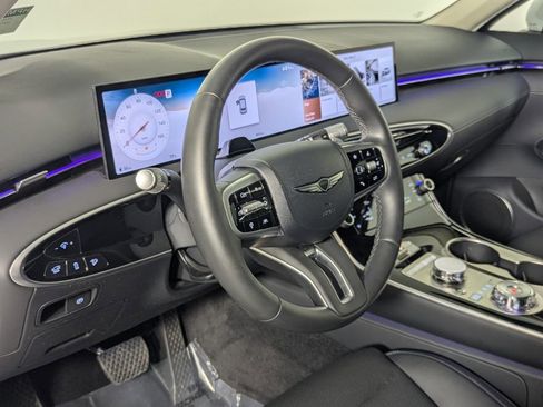 Used 2026 Genesis GV70 2.5T image 11