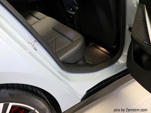 Certified 2024 BMW 530i xDrive 530i xDrive w/ M Sport Package image 34