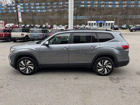 Used 2024 Volkswagen Atlas SE image 5