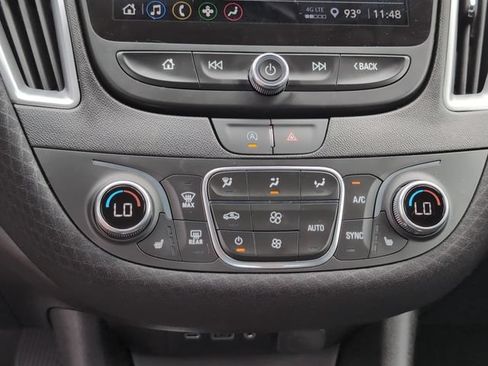 Used 2024 Chevrolet Malibu LT FWD image 29