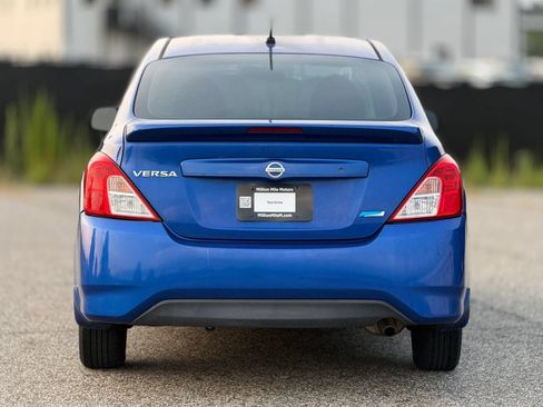 Used 2015 Nissan Versa S Plus FWD image 4