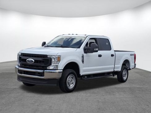 Used 2022 Ford F250 XL w/ Power Equipment Group AWD/4WD image 7