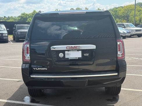 Used 2015 GMC Yukon Denali w/ Premium Package RWD image 9