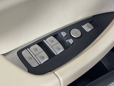 Used 2021 BMW X3 xDrive30e image 23