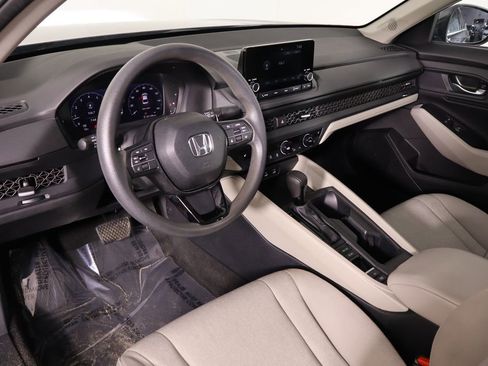 Used 2024 Honda Accord EX image 22