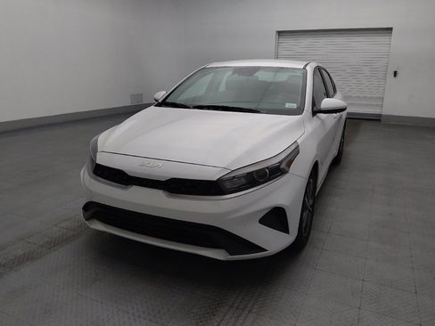 Used 2022 Kia Forte LXS FWD image 15