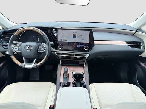 Used 2025 Lexus RX 350 Premium Plus w/ Accessory Package (Z1) FWD image 17