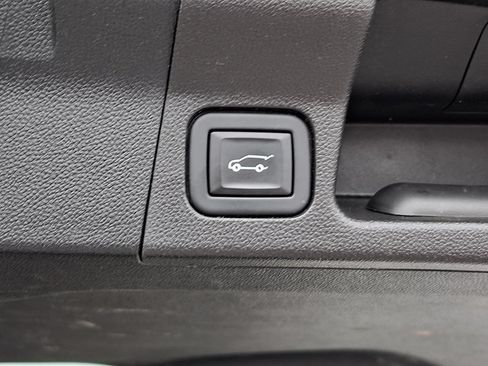 Certified 2023 GMC Acadia AT4 AWD/4WD image 32