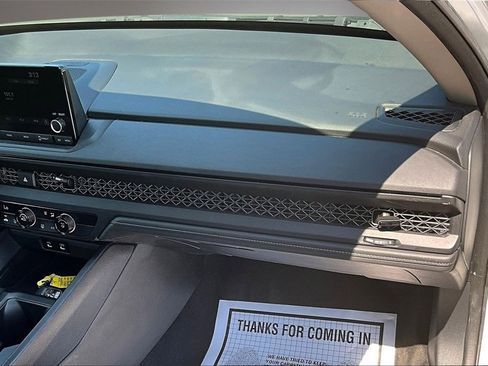 Used 2023 Honda Accord LX image 25
