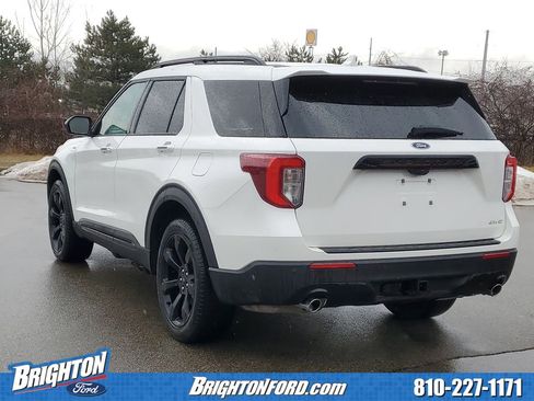 Used 2023 Ford Explorer ST-Line w/ Class IV Trailer Tow Package image 3