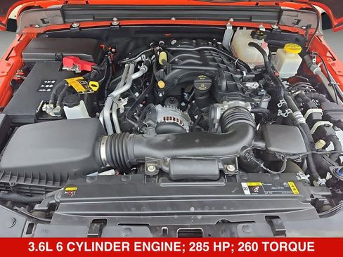 Used 2023 Jeep Gladiator Rubicon w/ LED Lighting Group AWD/4WD image 15