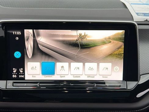 New 2026 Volkswagen Atlas Cross Sport SEL image 29