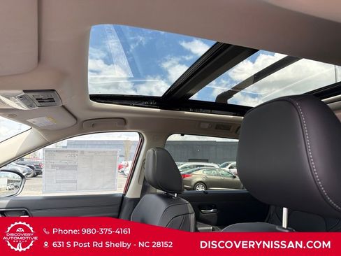 New 2026 Nissan Pathfinder SL w/ SL Premium Package AWD/4WD image 28