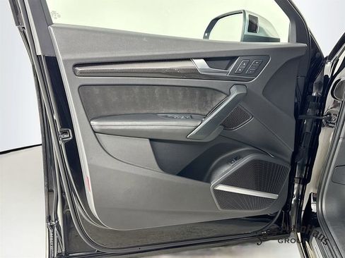 Used 2018 Audi SQ5 Premium Plus w/ S Sport Package image 22