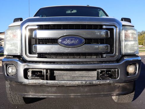 Used 2015 Ford F250 XLT w/ FX4 Off-Road Package image 13