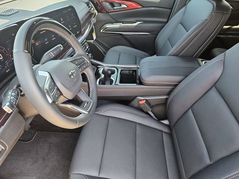 New 2026 Chevrolet Traverse Z71 w/ Driver Confidence Package image 10