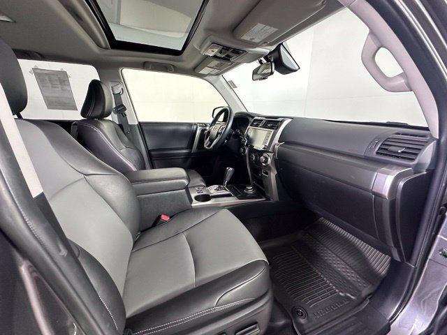Used 2023 Toyota 4Runner SR5 Premium w/ Moonroof Package AWD/4WD image 31