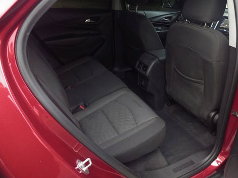 Used 2019 Chevrolet Equinox LT image 17