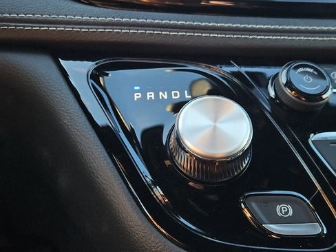 New 2026 Chrysler Pacifica Select image 47