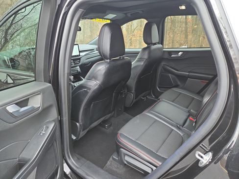 Used 2024 Ford Escape ST-Line w/ Tech Pack #1 image 27
