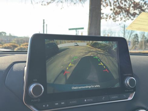 New 2025 Nissan Sentra SV image 24