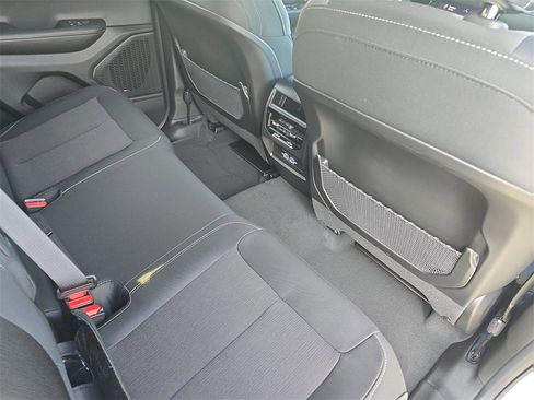 New 2025 Jeep Grand Cherokee Laredo image 12