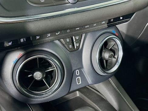 Used 2024 Chevrolet Blazer LT w/ Convenience Package image 23