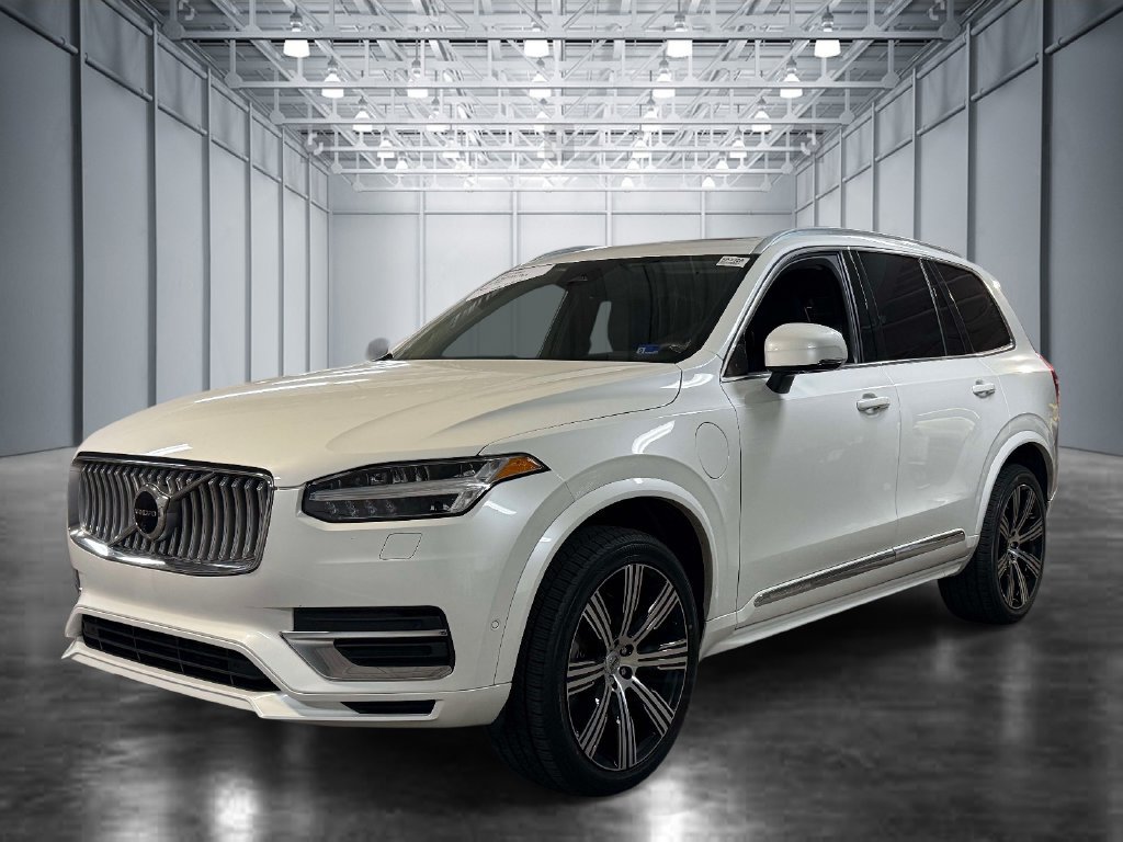 Used 2023 Volvo XC90 T8 Plus w/ Protection Package Premier AWD/4WD image 1