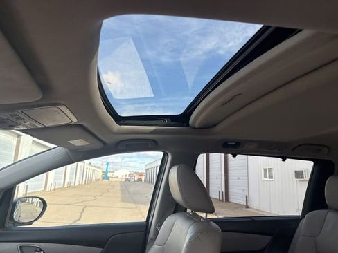 Used 2016 Honda Odyssey EX-L image 18
