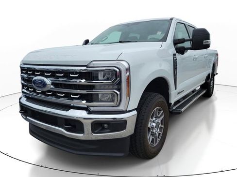 Used 2026 Ford F250 Lariat AWD/4WD image 4