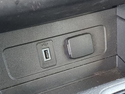 Used 2019 Ford Escape S image 21