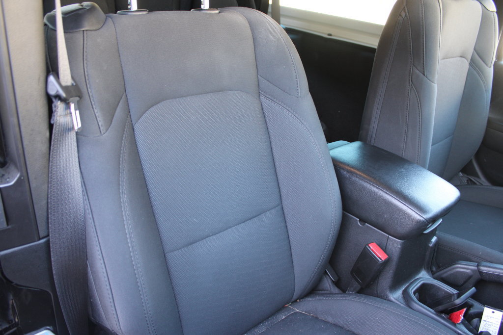 Used 2022 Jeep Wrangler Sport AWD/4WD image 13