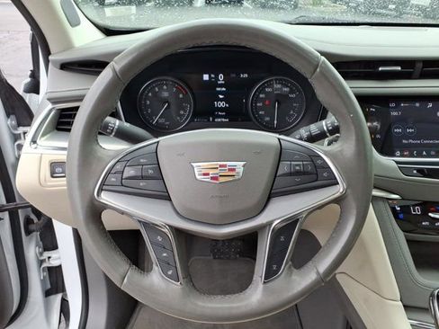 Used 2020 Cadillac XT5 Premium Luxury FWD image 20