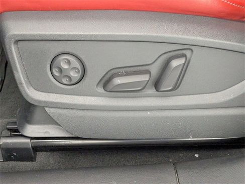 Used 2019 Audi SQ5 Prestige w/ Prestige Package image 15