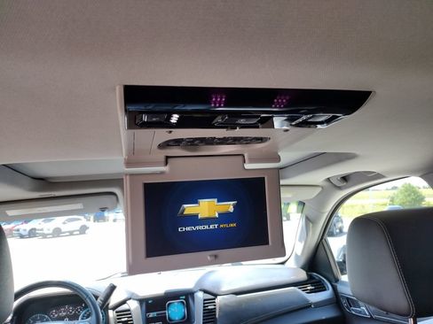 Used 2018 Chevrolet Tahoe Premier AWD/4WD image 16