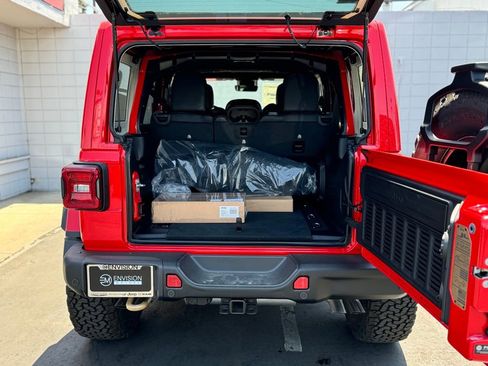 New 2024 Jeep Wrangler Unlimited Rubicon 392 image 16