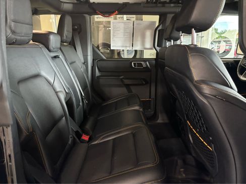 Used 2024 Ford Bronco Badlands AWD/4WD image 30