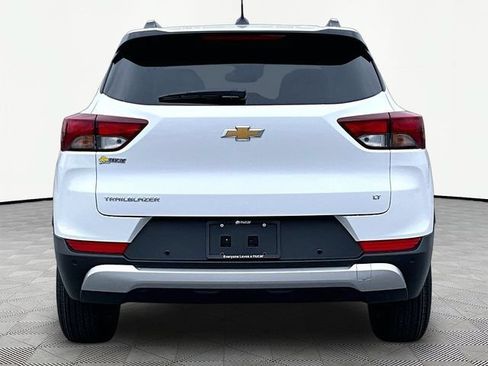New 2026 Chevrolet TrailBlazer LT w/ Convenience Package FWD image 5