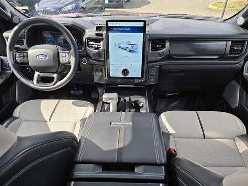 Used 2025 Ford F150 Lightning Platinum image 13