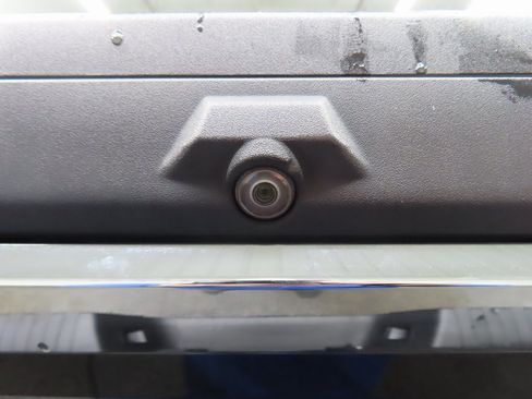 Used 2019 Ford F350 Lariat image 39