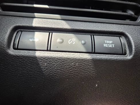 Used 2022 Nissan Altima 2.5 SV AWD/4WD image 12