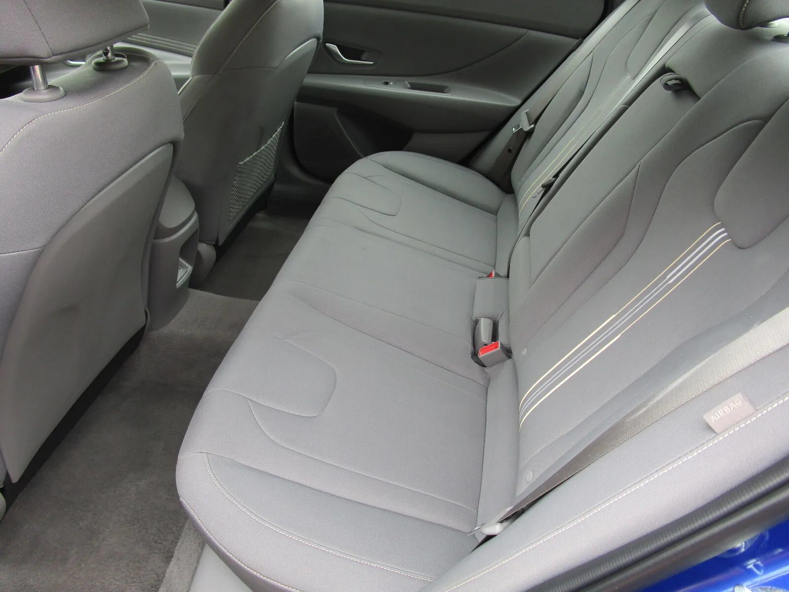 Used 2025 Hyundai Elantra SEL FWD image 17