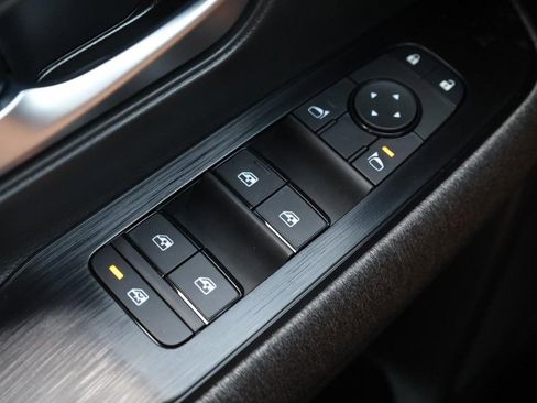 New 2026 Nissan Kicks SV image 18