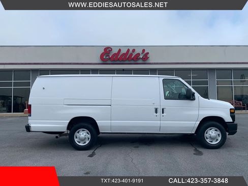 Used 2009 Ford E-350 and Econoline 350 Extended Super Duty RWD image 1