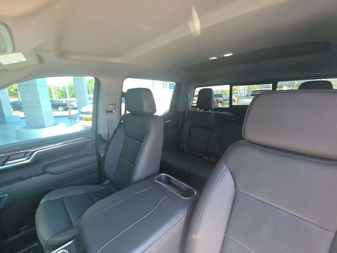 Used 2025 Chevrolet Silverado 1500 LTZ w/ Technology Package AWD/4WD image 12