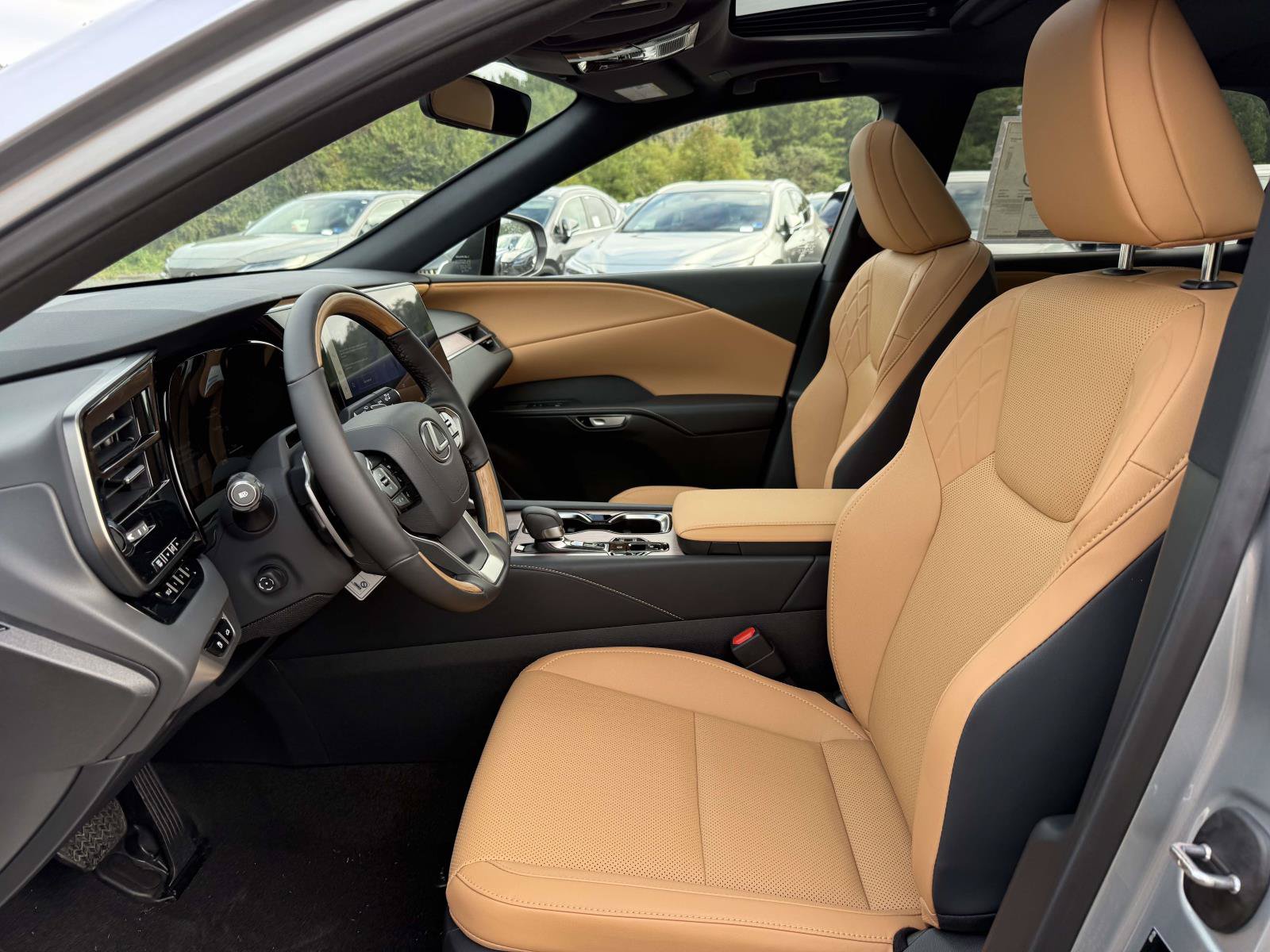 New 2026 Lexus RX 450h AWD image 12