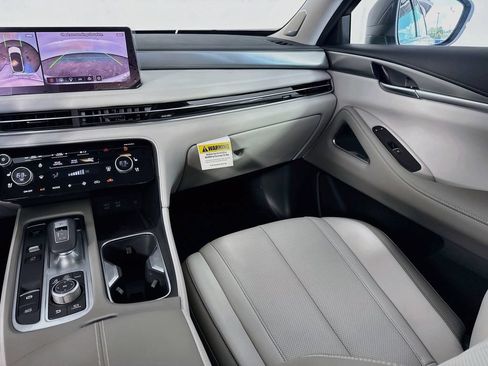 Certified 2026 INFINITI QX60 Luxe w/ Cargo Package FWD image 25